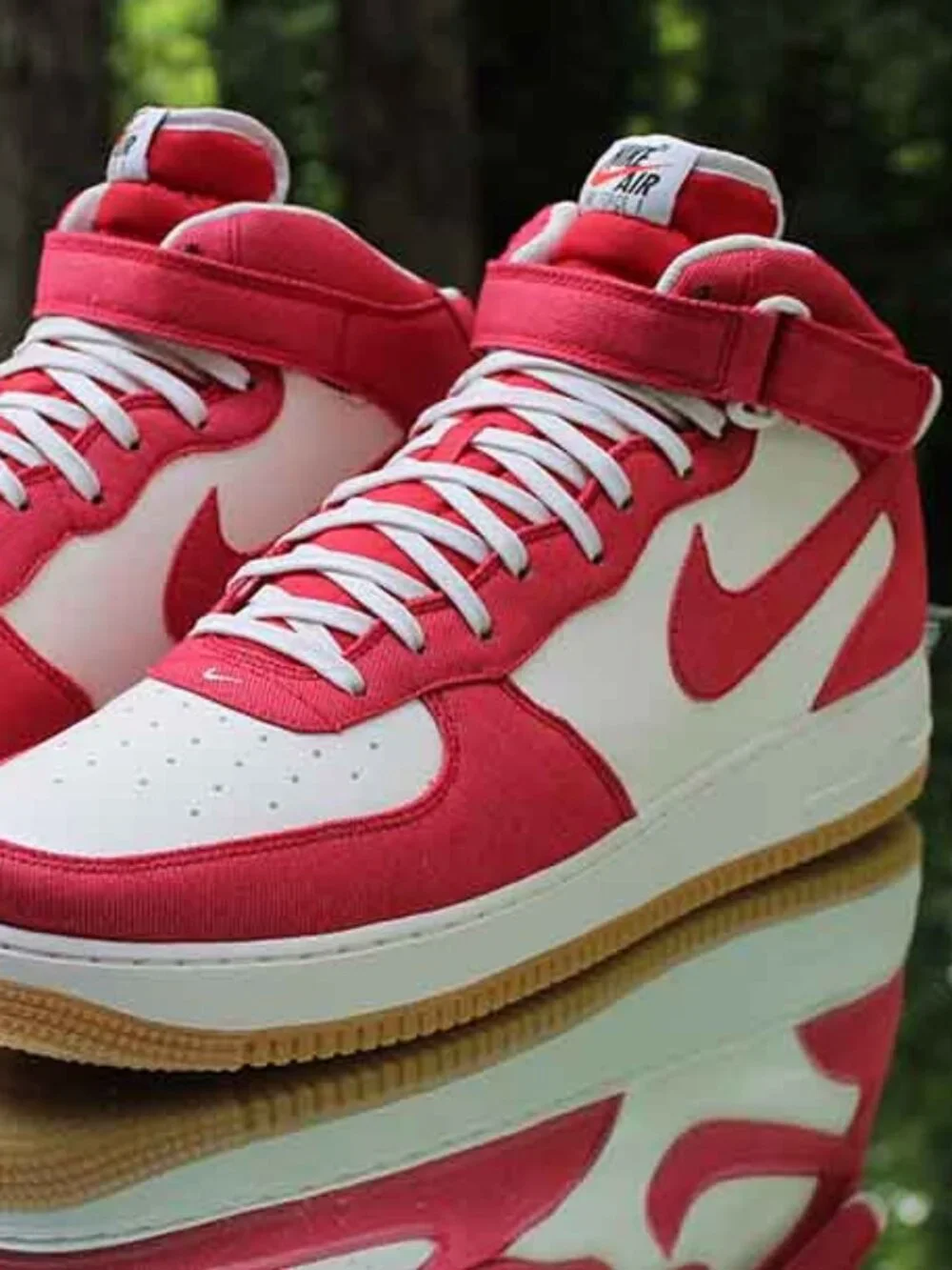 Nike Air Force 1 Mid University Red Sail Gum 2015